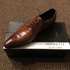 Mens new shoes never worn. Size 12